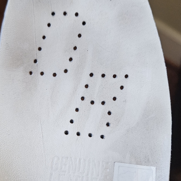 Golden goose sneakers Size 40 - Picture 16 of 16